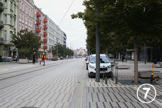 306 シフィエンティ・マルチン（Sw. Marcin）通りの改造事業